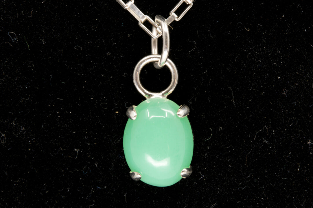 Chrysoprase pendant on sale