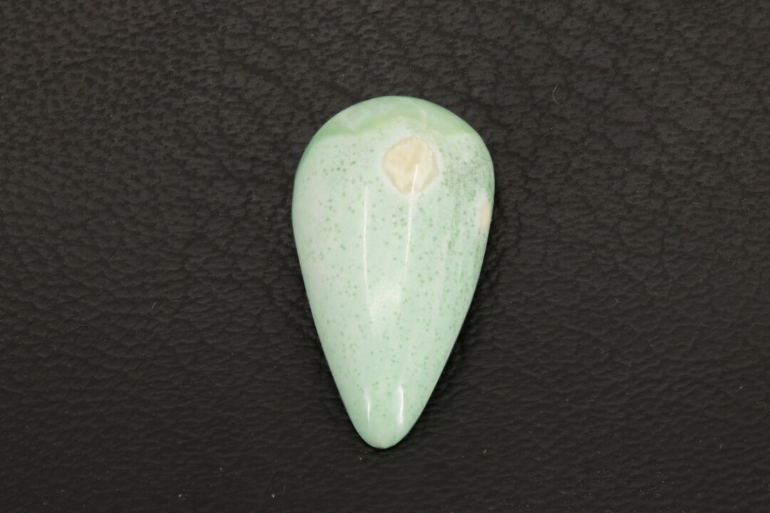 Green Apple Arizona Variscite Cabochon bottom picture