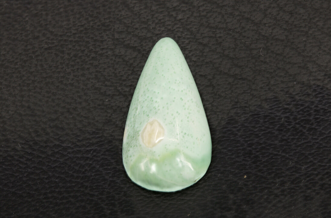 Green Apple Arizona Variscite Cabochon front picture