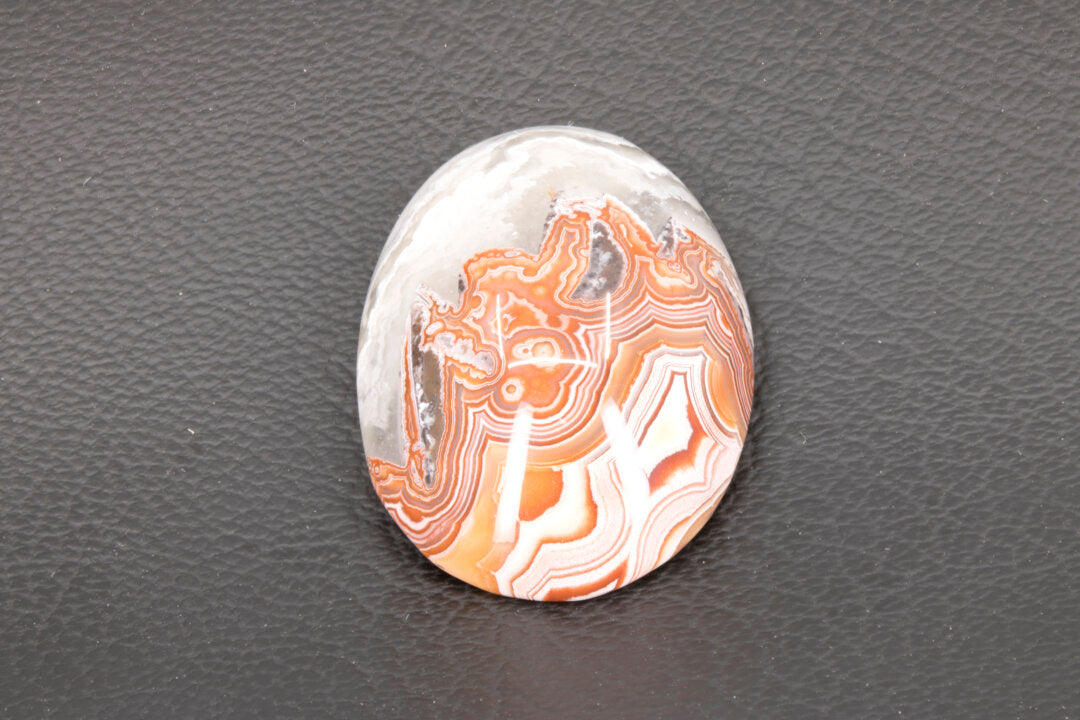 Red and White Crazy Lace Agate Cabochon front picture