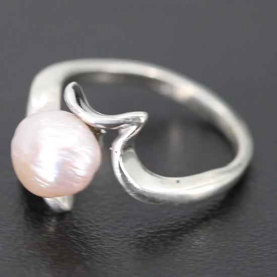 Star cultured pearl ring set in sterling silver video